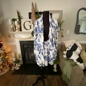 *@katieboyd404* Lilly Pulitzer Skirt and Sweater set